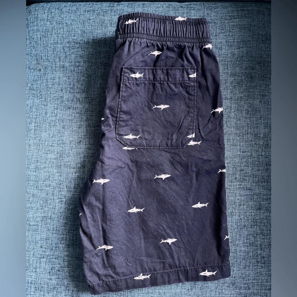 Lot of Old Navy shorts, Light blue, light green, light tan, navy with sharks 8
